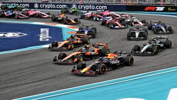 Ferrari suffer radio meltdown as Verstappen change needed