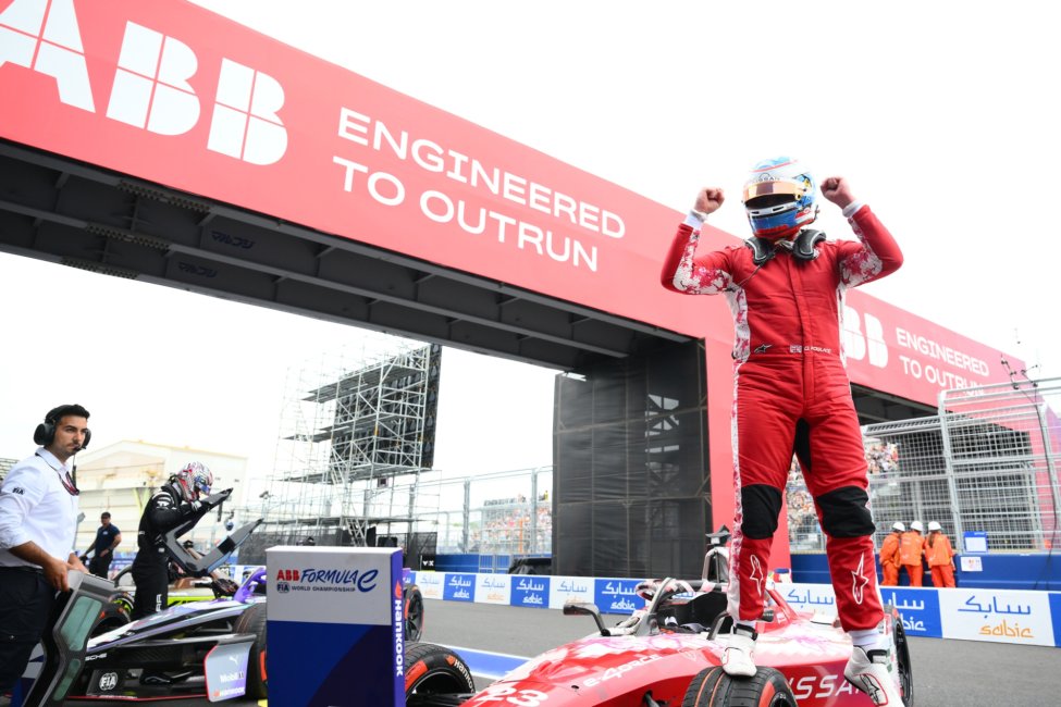 			© 2025 Formula E
	