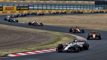 Italian media bow to 'grandmaster' Verstappen and 'the new unicorn of F1'