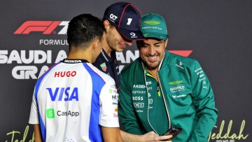 Verstappen 'steals' phone from Albon: 'I want to report a robbery!'