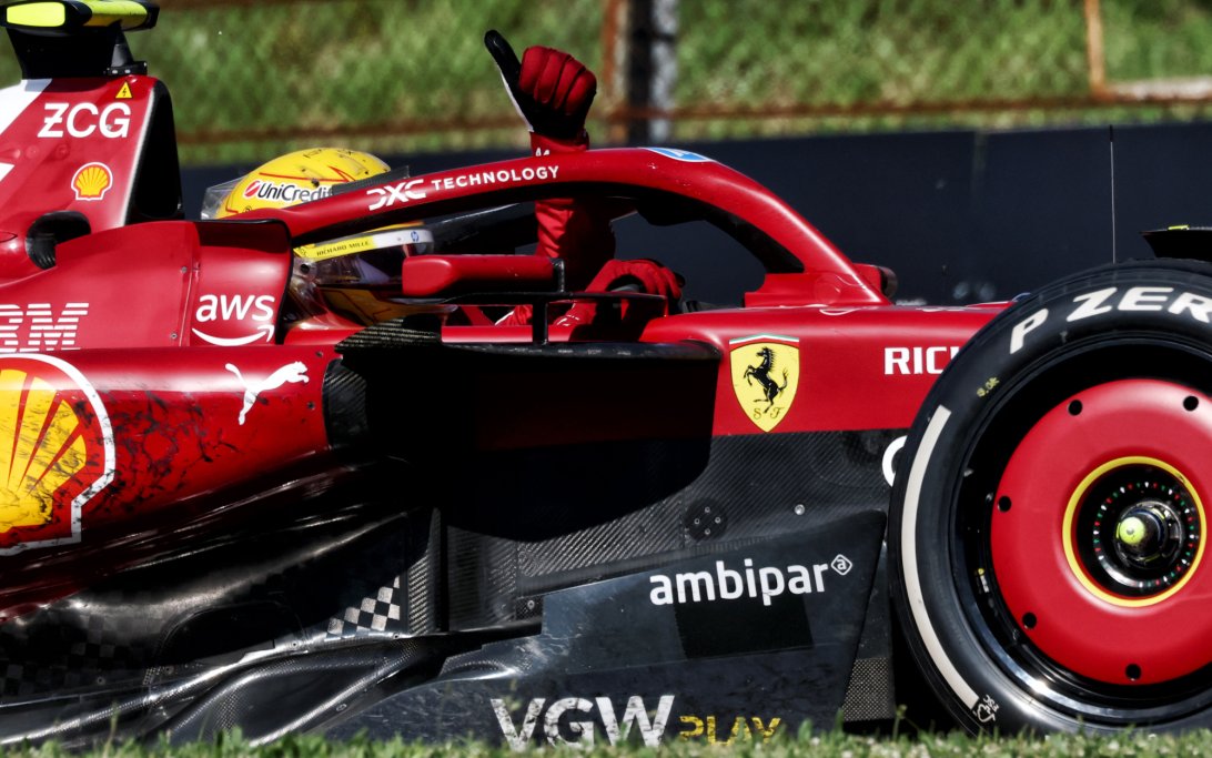 Hamilton race Imola